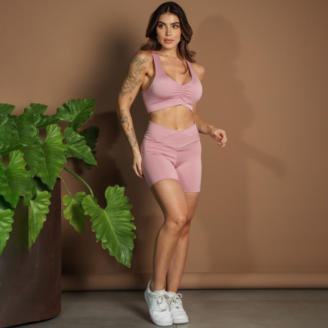 Short Fitness Estrella Liso Com Cós Em V